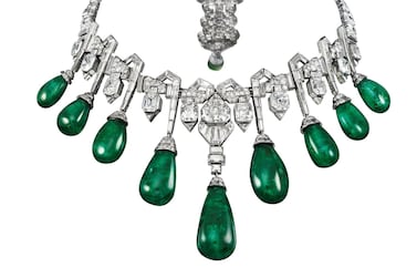 Collier emeraudes avec pendeloque 1929.Photo: Van Cleef & Arpels 