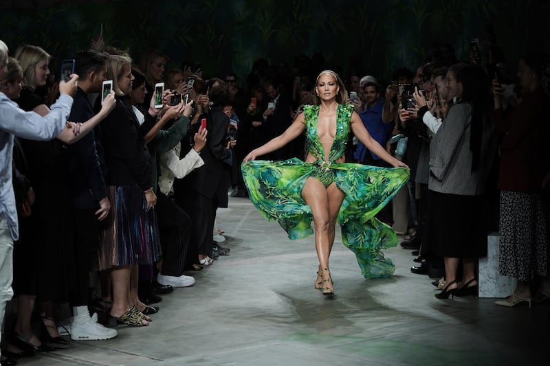 MILAN, ITALY - SEPTEMBER 20: Jennifer Lopez walks the runway at the Versace show during the Milan Fashion Week Spring/Summer 2020 on September 20, 2019 in Milan, Italy. (Photo by Vittorio Zunino Celotto/Getty Images)