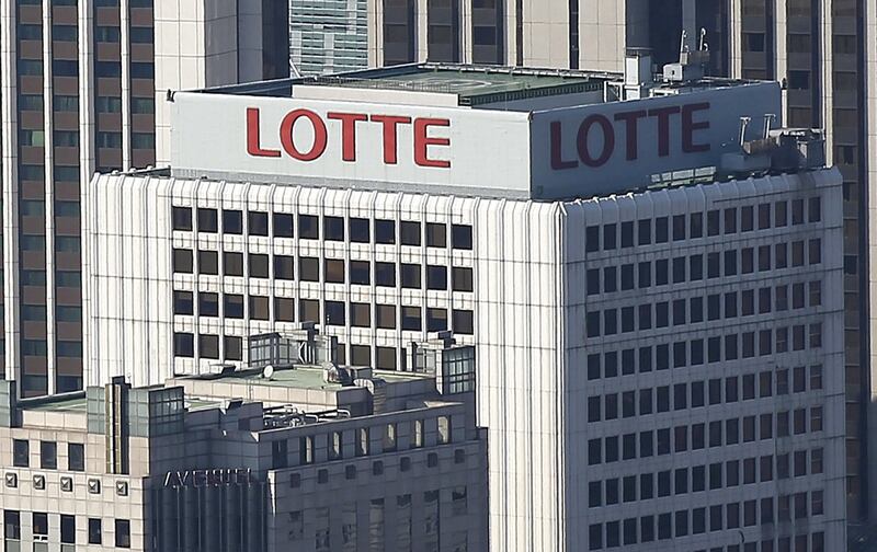 Lotte sank into deeper turmoil last week as Korean prosecutors widened their investigation into the business empire amid allegations of slush funds and embezzlement. Yonhap / EPA