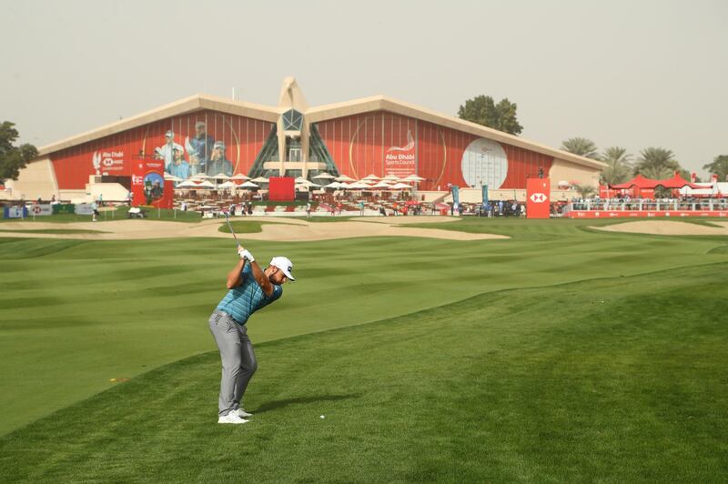 Tyrrell Hatton plays his third shot on the 9th hole during Day Three of the Abu Dhabi HSBC Championship. Getty Images
