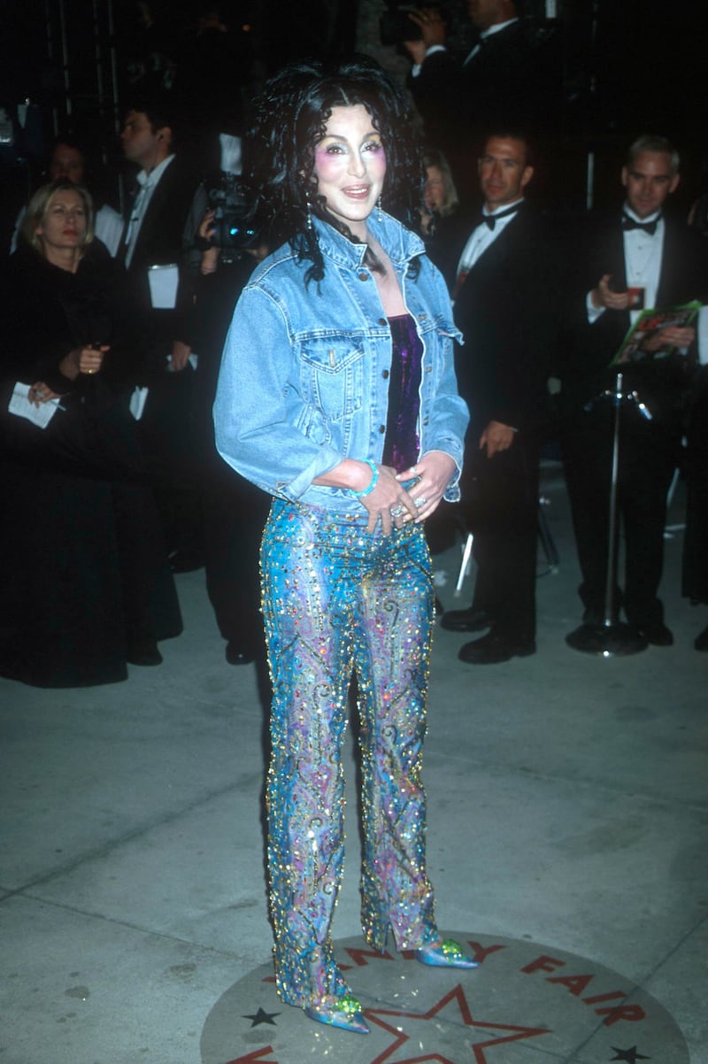 E 366510 01: Cher attending the "Vanity Fair Post-Party" Celebrating the 72nd Acadeny Awards, West Hollywood, California, March 26, 2000. (Photo by Brenda Chase / Liaison Agency)