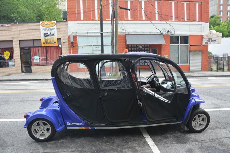 An electric car tour of Atlanta stops on Auburn Avenue (Photo by Rosemary Behan)