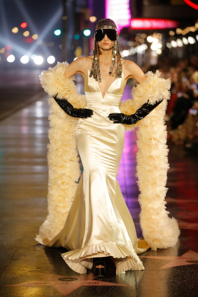 Evening glamour from the pre-autumn 2022 collection 