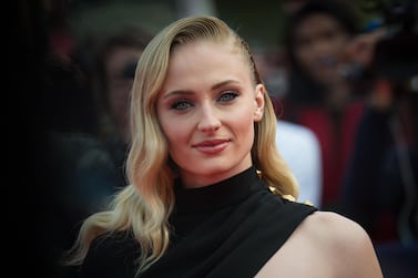 TOPSHOT - British actress Sophie Turner poses on the red carpet as she arrives for the movie "Heavy" as part of the 45th Deauville US Film Festival, in Deauville, northern France on September 7, 2019. / AFP / LOIC VENANCE