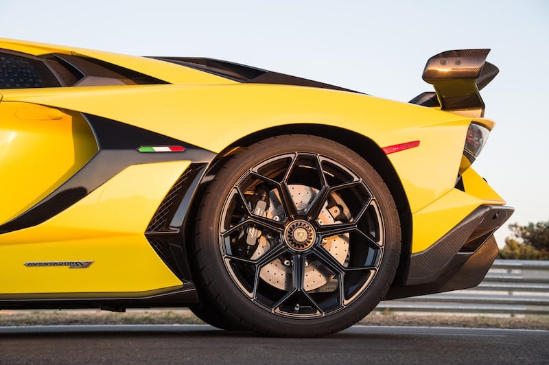 The car has rear-wheel steering, which make it feel like a much smaller mid-engined car. Lamborghini