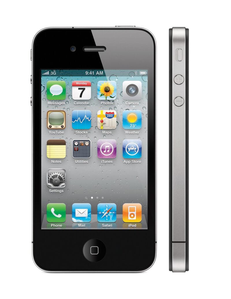 epa02250548 An undated handout picture released by Apple Inc., and made avaialable on 16 July 2010 shows the iPhone 4 which was introduced at the World Wide Developers Conference on 07 June 2010 which has sold more than 1.7 million iPhone 4 devices in just three days after the phone's sales launch on 24 June 2010.  Apple will hold a press conference today 16 July 2010 at 10a.m. PDT at its headquarters in Cupertino, California, USA,  but has not said what it will discuss, it is expected that Apple may discuss the ongoing controversy with the iPhone 4's antenna.  EPA/APPLE INC. / HANDOUT MANDATORY CREDIT: Courtesy of Apple. EDITORIAL USE ONLY/NO SALES  EPA/APPLE INC. / HANDOUT MANDATORY CREDIT: Courtesy of Apple. EDITORIAL USE ONLY/NO SALES