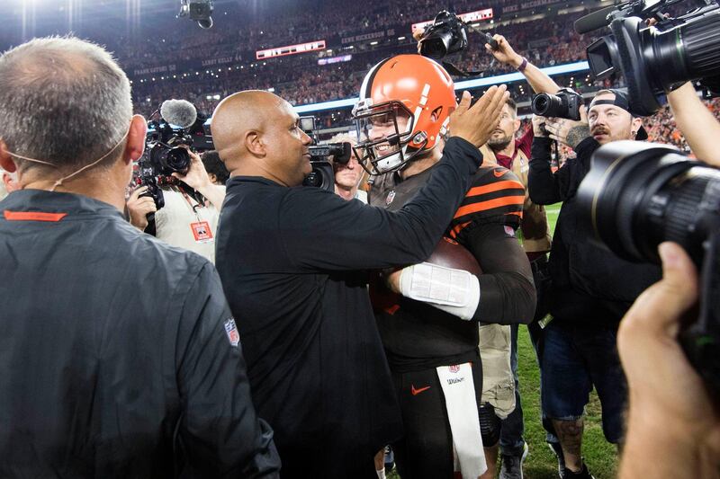 Sep 20, 2018; Cleveland, OH, USA; Cleveland Browns head coach Hue Jackson and quarterback Baker Mayfield (6) celebrate after the Browns beat the New York Jets at FirstEnergy Stadium. Mandatory Credit: Ken Blaze-USA TODAY Sports
