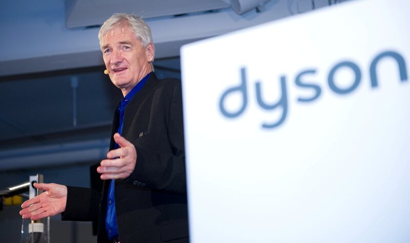 epa06228365 (FILE) - British entrepreneur and inventor James Dyson unveils his new invention, the Airblade Tap hand drier, in Hamburg, Germany, 28 February 2013 (reissued 26 September 2017). British inventor James Dyson of household goods company Dyson announced on 26 September 2017 it was planning to invest two billion British pound (approx 2.7bn USD) in the development of an electric car. Thge company is best known for vacuum cleaners and fans.  EPA-EFE/AXEL HEIMKEN  GERMANY OUT *** Local Caption *** 53793181