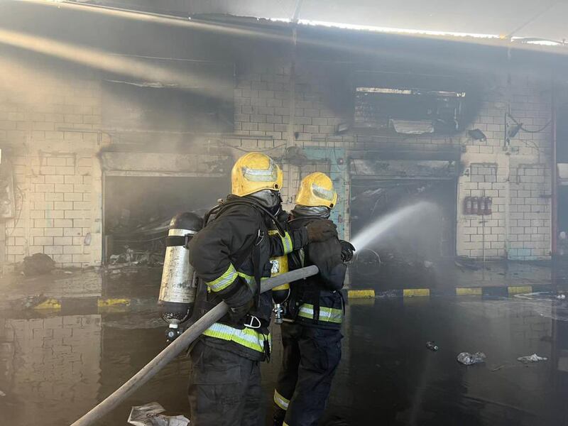 Saudi Civil Defence attended a fire in Al Sawarikh market, Jeddah, on Sunday. Photo: Municipality of Makkah