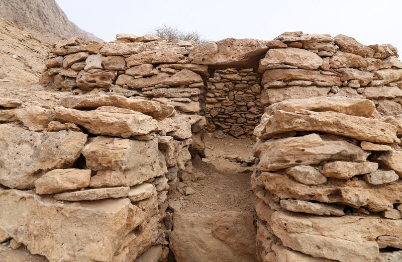 The domes at Jebel Hafeet Tombs are made solely of stone, no plaster was used in their construction.