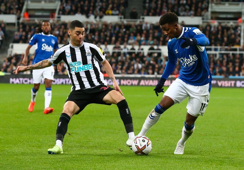 Demarai Gray 7: Needed more defensively first half with Trippier and Almiron causing problems down Everton’s left flank. Fanstastic run just after break when he left Trippier for dead but Newcastle cleared his ball into middle. Everton’s biggest attacking threat, which wasn’t saying much. EPA