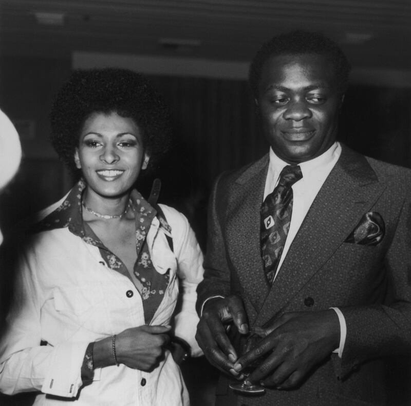 American actress Pam Grier with actor Yaphet Kotto at the Gold Medal Awards, March 1973. (Photo by Fotos International/Archive Photos/Getty Images)