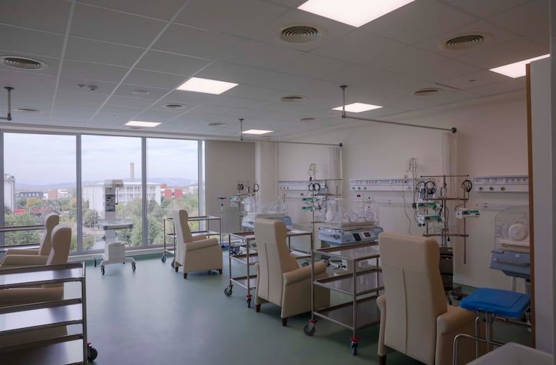 It is fully equipped with advanced medical equipment, including intensive care units, and has radiology and procedure rooms.