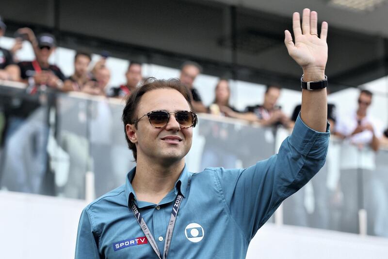 SAO PAULO, BRAZIL - NOVEMBER 11:  Brazilian former F1 driver Felipe Massa waves to the crowds before the Formula One Grand Prix of Brazil at Autodromo Jose Carlos Pace on November 11, 2018 in Sao Paulo, Brazil.  (Photo by Charles Coates/Getty Images)