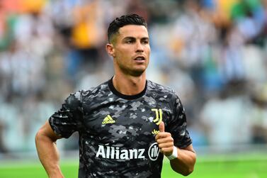 FILE PHOTO: Soccer Football - Italy - Serie A - Udinese v Juventus - Dacia Arena, Udine, Italy - August 22, 2021 Juventus' Cristiano Ronaldo during the warm up before the match REUTERS / Massimo Pinca / File Photo