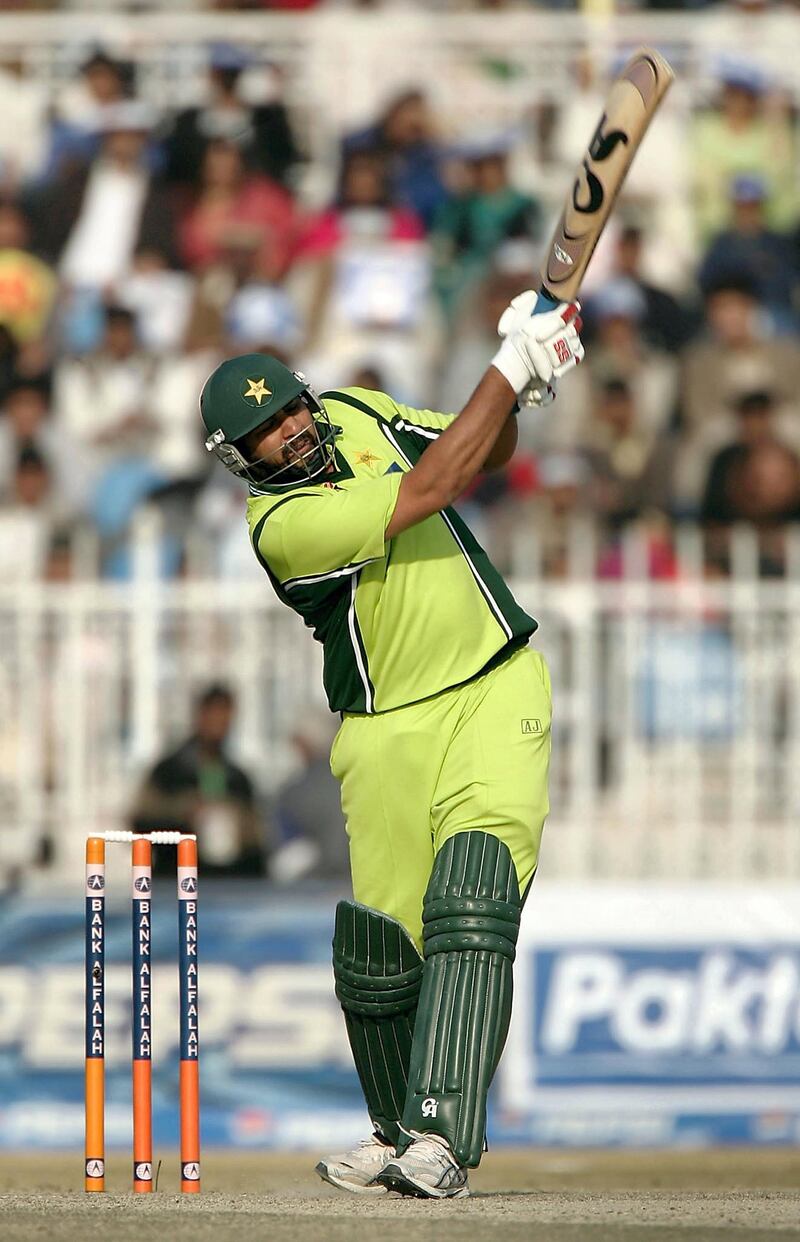 RAWALPINDI, PAKISTAN - DECEMBER 19:   Inzamam-ul-Haq of Pakistan hits out during the fourth one day international match between Pakistan and England at The Rawalpindi Cricket Stadium on December 19, 2005 in Rawalpindi, Pakistan.  (Photo by Paul Gilham/Getty Images)