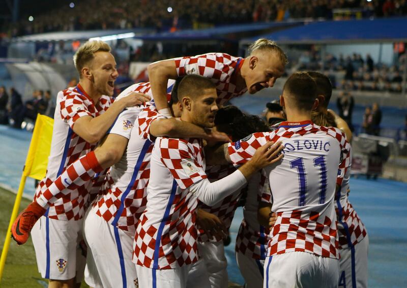 ZAGREB, CROATIA - NOVEMBER 09: Players of Croatia celebrates during the FIFA 2018 World Cup Qualifier Play-Off: First Leg between Croatia and Greece at Stadion Maksimir on November 9, 2017 in Zagreb, Croatia (Photo by Srdjan Stevanovic/Getty Images)