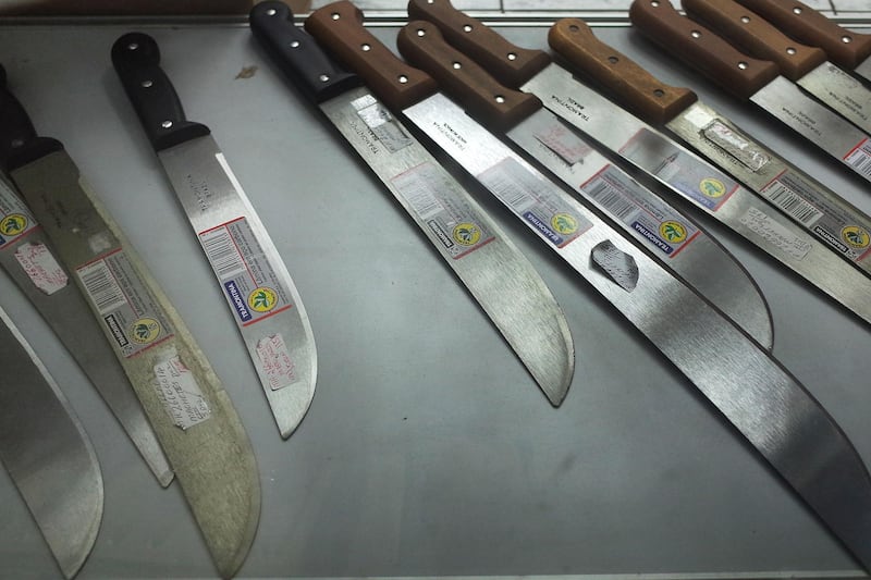 DUBAI, UNITED ARAB EMIRATES - - -  August 26, 2015 --- A selection of knives, including machetes, can still be found for sale in various shops in the UAE. There is legislation and control regarding the sale of dangerous weapons in the UAE. *** ( DELORES JOHNSON / The National ) ***** Reporter is Nick Webster  **** *** Local Caption ***  DJ-260815-NA-knives-004.jpg
