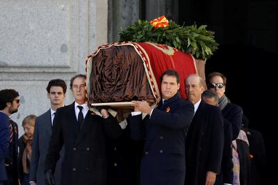 Relatives of late Spanish dictator Francisco Franco, carry the coffin after the exhumation at The Valle de los Caidos (The Valley of the Fallen) in San Lorenzo de El Escorial, Spain, October 24, 2019. Juan Carlos Hidalgo/Pool via REUTERS