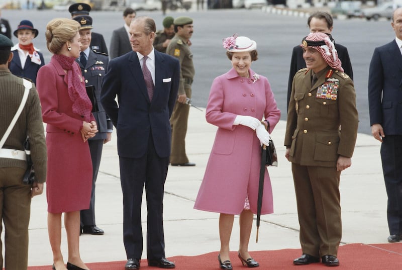 Queen Noor of Jordan, Prince Philip, Queen Elizabeth II and King Hussein of Jordan (1935-1999) following the British Royals' arrival at Amman Military Airport, for a state visit to Jordan, 26 March 1984. (Photo by Tim Graham/Getty Images)