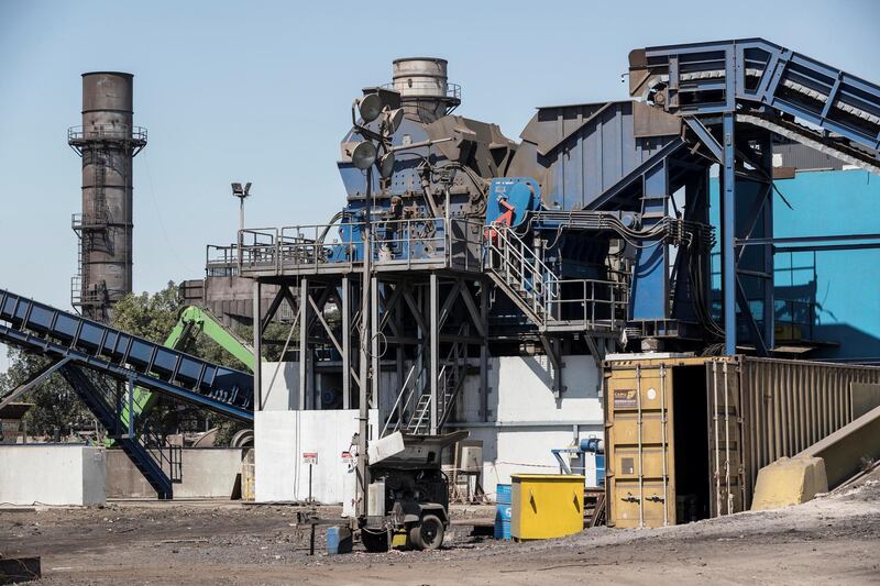 ABU DHABI, UNITED ARAB EMIRATES. 05 MARCH 2018. Site visit / press tour of the Emirates Steel plant in Mussafah. Waste or scrap steel re processing plant / shredding facility. (Photo: Antonie Robertson/The National) Journalist: Sarmad Khan. Section: Business.