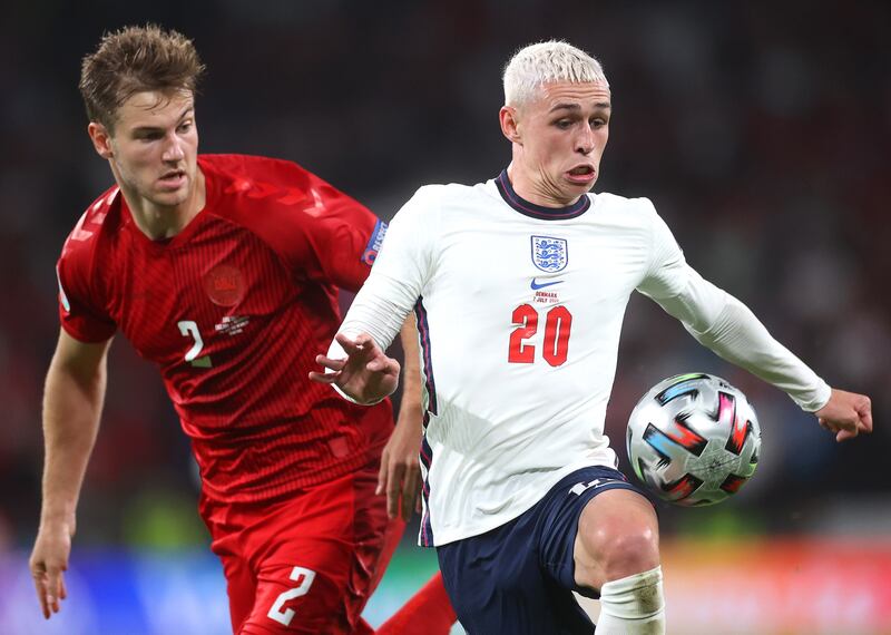 SUB: Phil Foden 7 (On for Mount after 103) - Went into number 10 position and involved as England dominated, jigging and turning as England completely dominated.