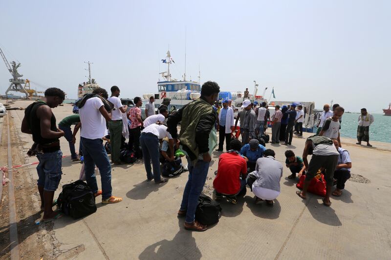 Ethiopian migrants are being evacuated to the Red Sea port of Hodeida to board a ship to leave Yemen June 2, 2018. REUTERS/Abduljabbar Zeyad