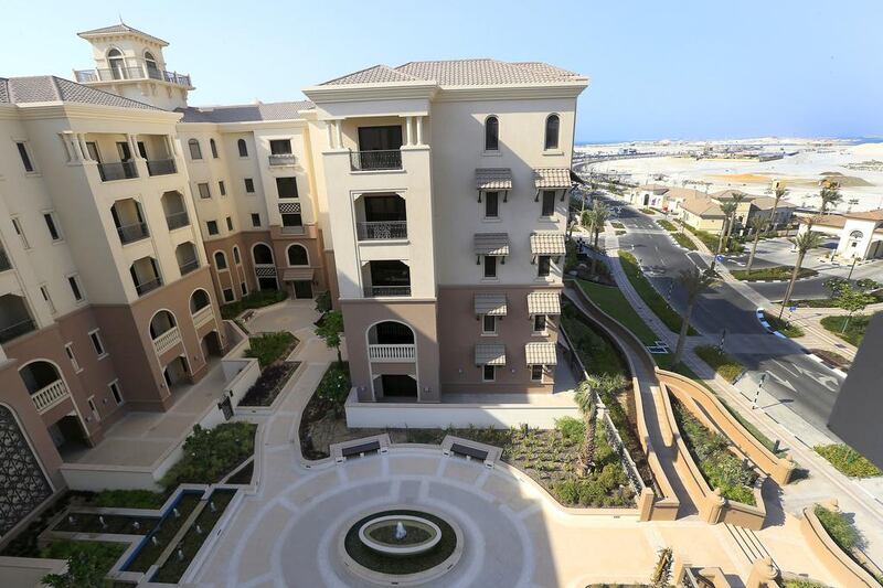 Saadiyat Beach apartments: Q2 up 20% (due to lower than market rates recorded in Q1). 1BR: Dh130-145,000. 2BR: Dh175-185,000. 3BR: Dh210-220. Q2 2013-Q2 2014 up 22%. Ravindranath K / The National
