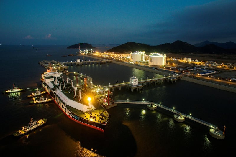 FILE PHOTO - LNG tanker Stena Blue Sky is seen at the new liquefied natural gas (LNG) terminal owned by Chinese energy company ENN Group, in Zhoushan, Zhejiang province, China August 7, 2018. REUTERS/Stringer/File Photo  ATTENTION EDITORS - THIS IMAGE WAS PROVIDED BY A THIRD PARTY. CHINA OUT.