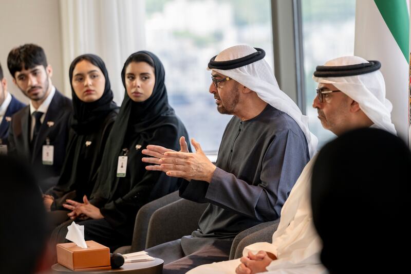 Sheikh Mohamed meets Emirati students based in South Korea. Mohamed Al Hammadi / UAE Presidential Court 