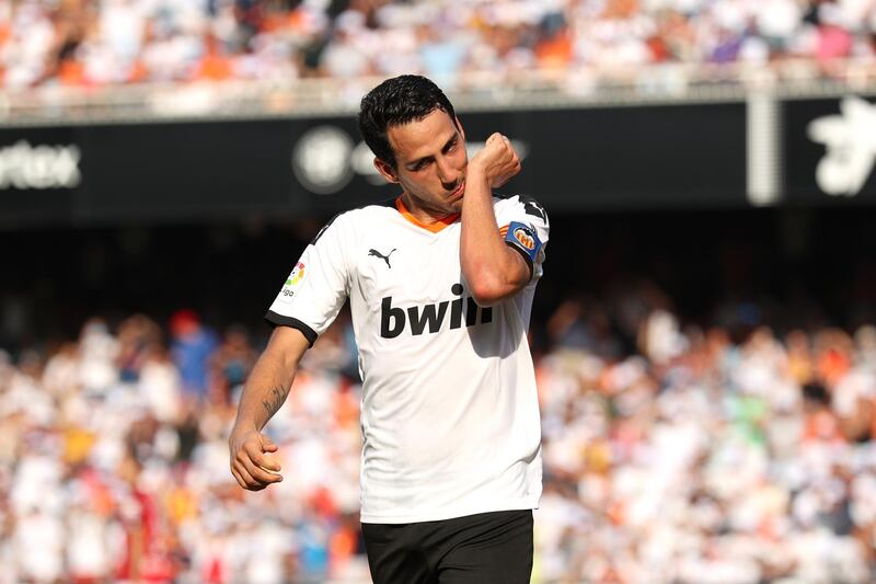 VALENCIA, SPAIN - SEPTEMBER 01: Daniel Parejo of Valencia celebrates after scoring his sides second goal during the Liga match between Valencia CF and RCD Mallorca at Estadio Mestalla on September 01, 2019 in Valencia, Spain. (Photo by David Ramos/Getty Images)