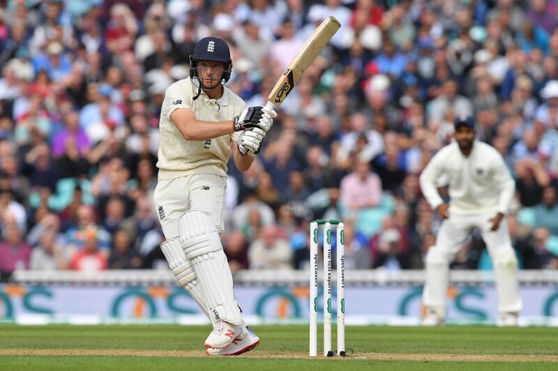 LONDON, ENGLAND - SEPTEMBER 08:  Jos Buttler of England hooks for six during the Specsavers 5th Test - Day Two between England and India at The Kia Oval on September 8, 2018 in London, England.  (Photo by Mike Hewitt/Getty Images)