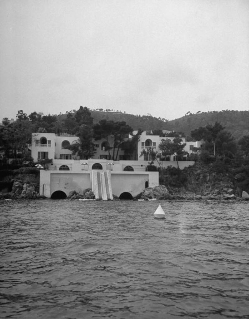 The modernist Château de l’Horizon was the centre of French Riviera society gatherings in the 1930s. Nat Farbman / The LIFE Picture Collection / Getty Images.