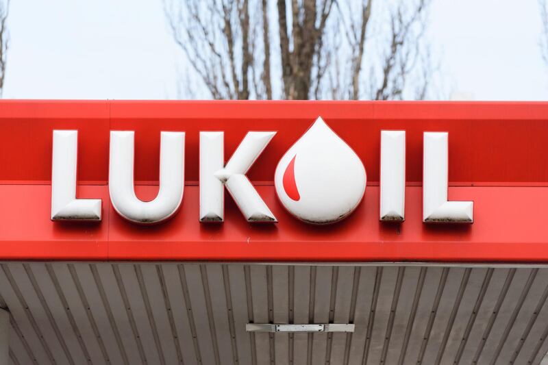 epa08460127 (FILE) - A company logo at a Lukoil petrol station in Poznan, Poland, 05 February 2016 (reissued 02 June 2020). Russia's Lukoil oil company is to release their 1st quarter 2020 results on 03 June 2020.  EPA/JAKUB KACZMARCZYK POLAND OUT *** Local Caption *** 52571911