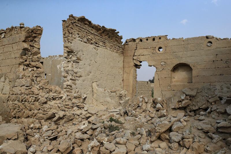 RAS AL KHAIMAH, UAE. March 30, 2014 - An area with a collapsed coral and sand wall in Jazirat Al Hamra in Ras Al Khaimah, Sunday, March 30, 2014. (Photos by: Sarah Dea/The National, Story by: Anna Zacharias, News)
