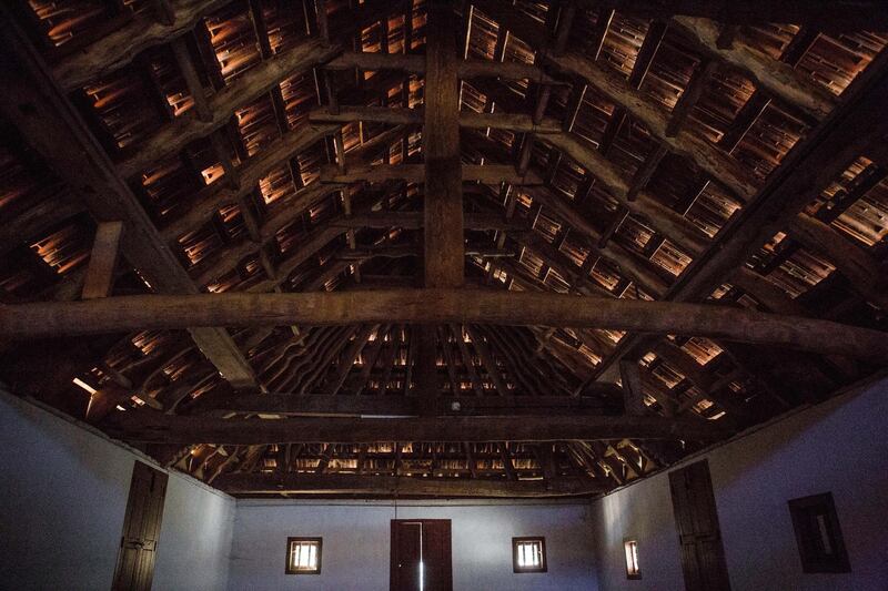 The roof tiles of Thottungal Juma Masjid in Ponnani, Kerala, India. Photo by Sebastian Castelier 