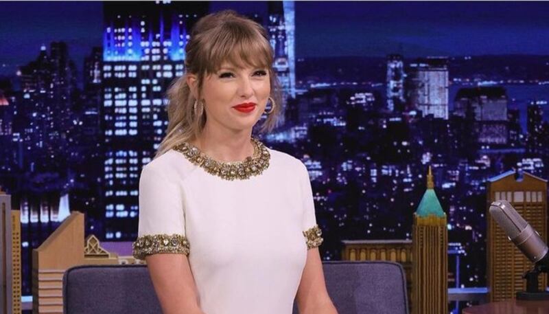 Taylor Swift wearing a fringe and a Zuhair Murad resort 2022 outfit on 'The Tonight Show Starring Jimmy Fallon'. Photo: Instagram