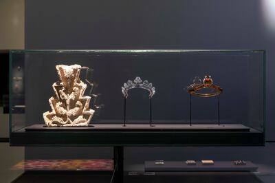 Islamic architectural fragments and the Cartier jewellery pieces they influenced. Photo: Department of Culture and Tourism – Abu Dhabi