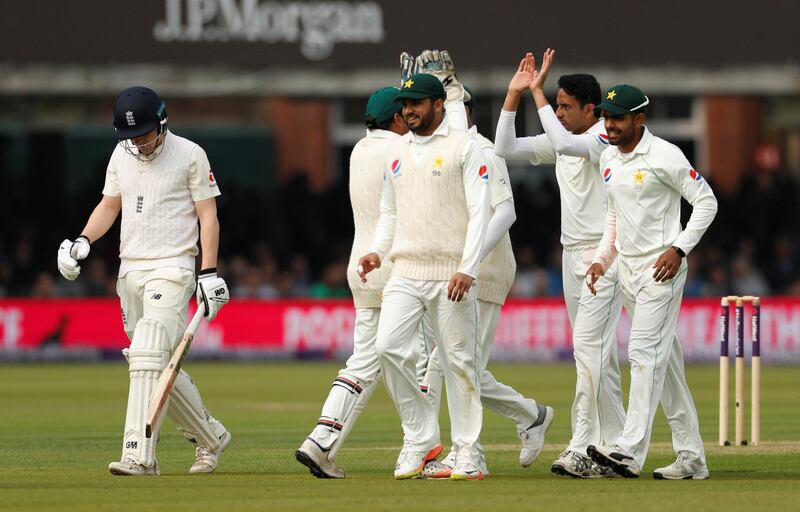 Cricket - England vs Pakistan - First Test - Lord's Cricket Ground, London, Britain - May 24, 2018   Pakistan's Mohammad Abbas celebrates taking the wicket of England's Dom Bess    Action Images via Reuters/John Sibley