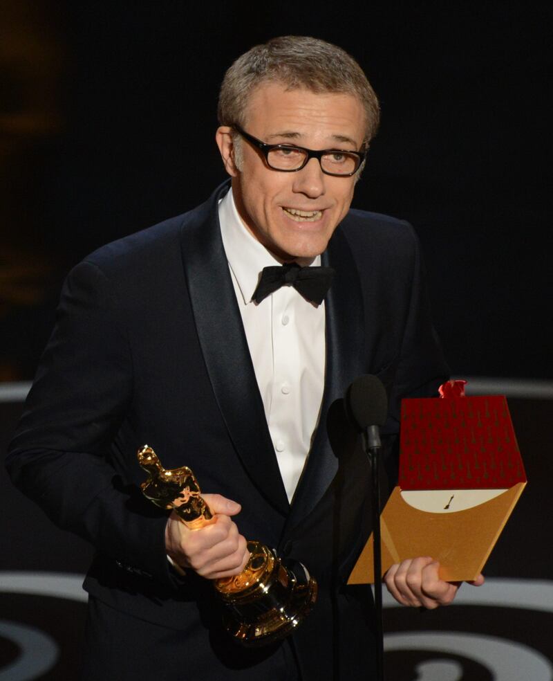 Best Supporting Actor Christoph Waltz accepts the trophy onstage at the 85th Annual Academy Awards on February 24, 2013 in Hollywood, California. AFP PHOTO/Robyn BECK
 *** Local Caption ***  564010-01-08.jpg