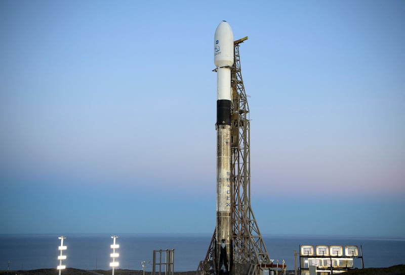 The SpaceX Falcon 9 rocket with the Double Asteroid Redirection Test, or 'Dart', spacecraft onboard at the Vandenberg Space Force Base, California, on November 24, 2021. Photo: Nasa / AFP.