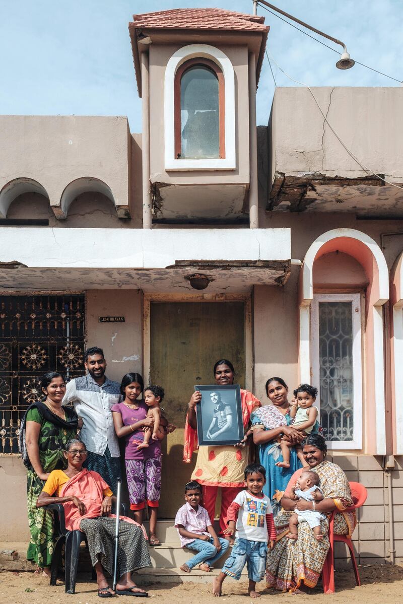 Benny's house a provides a roof for his wife Vincy, two sons Bevel and Beno, daughter Teresa and his mother Jespin. In addition to his sisters Ajitha and Sajitha, his brother, and their kids, his brother in law Sudhan and his mother in law Pushpam