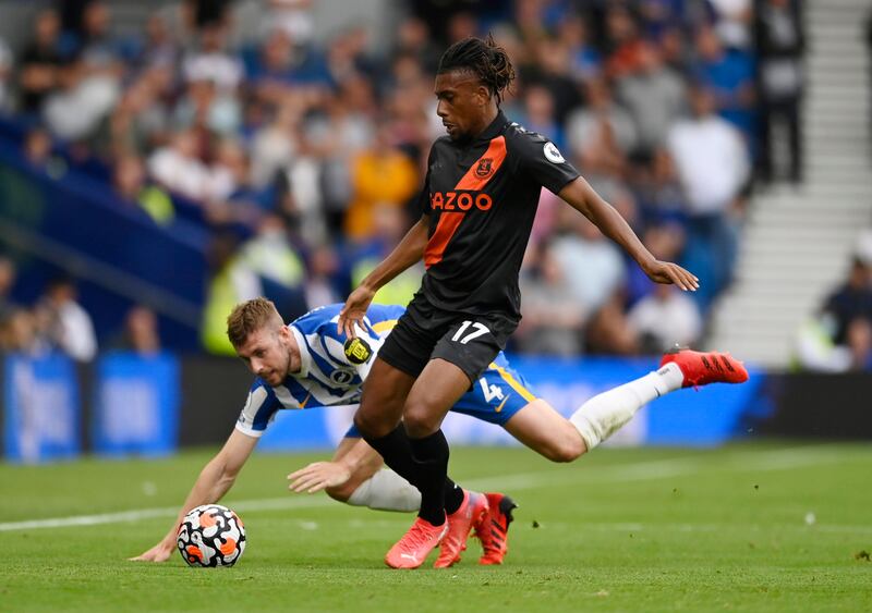 SUBS: Alex Iwobi (On for Calvert Lewin 70’) 7 – Made the most of his cameo role and linked-up well with Richarlison to cause havoc. 
Andre Gomes (On for Gray 81’) N/A – Forced a save from Sanchez. Reuters