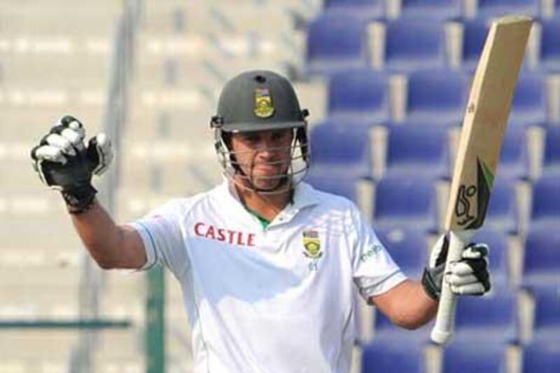 Centurion AB de Villiers employs the switch hit.