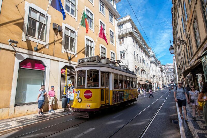 LISBON, PORTUGAL - SEPTEMBER 19: Electric Transport in Lisbon, ambiance in the city prior during the Group E match of the UEFA Champions League between SL Benfica and FC Bayern Muenchen at Estadio da Luz on September 19, 2018 in Lisbon, Portugal. (Photo by Octavio Passos/Getty Images)