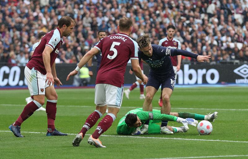 WEST HAM RATINGS: Lukasz Fabianski – 7 Kept his side in it at 2-2 with a terrific penalty save to deny Mahrez in the closing stages. He didn’t have much of a chance with City’s goals, especially Coufal’s own goal. Booked. 

Action Images
