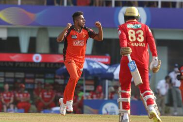 Umran Malik of the Sunrisers Hyderabad  celebrates after takes a wicket of Rahul Chahar of Punjab Kings  during match 28 of the TATA Indian Premier League 2022 (IPL season 15) between the Punjab Kings and the Sunrisers Hyderabad held at the DY Patil Stadium in Mumbai on the 17th April 2022

Photo by Rahul Gulati / Sportzpics for IPL