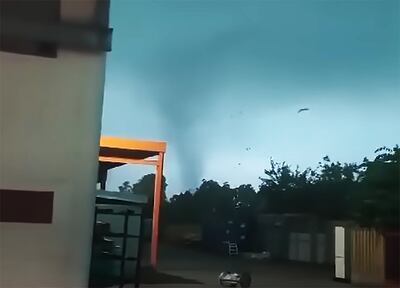 The tornado that hit Milan. Tornado in Italia