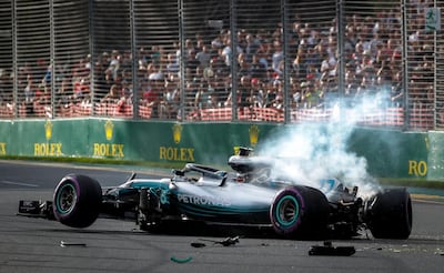 epaselect epa06625872 Finish Formula One driver Valtteri Bottas of Mercedes AMG GP crashes during the qualifying session for the 2018 Formula One Grand Prix of Australia at Albert Park circuit in Melbourne, Australia, 24 March 2018.  EPA/DIEGO AZUBEL