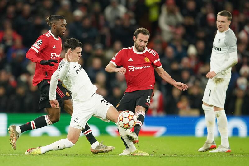 Juan Mata – 6. A rare start. Early ball forward to set up Elanga and several beautiful passes forward between opponents, the best to Lingard. Poor 26th minute free-kick and had a shot twice deflected after being set up by Greenwood. Needs to be playing regular football and it’s unlikely to happen at United. AP Photo